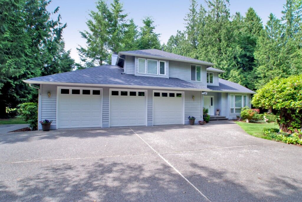 Property Photo: 1432 254th Place SE WA 98075