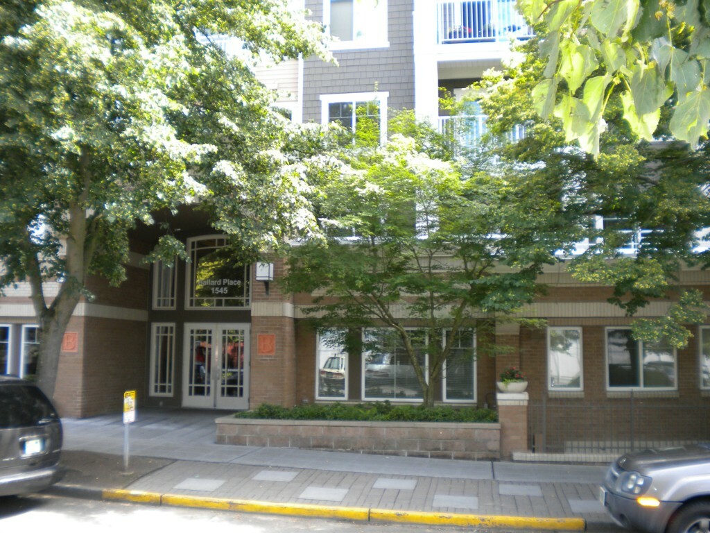 Property Photo: 1545 NW 57th St 209 WA 98107