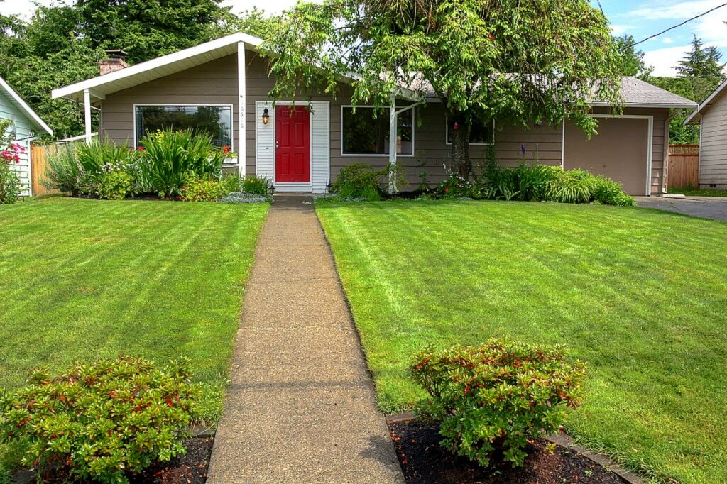Property Photo:  16616 126th Ave SE  WA 98058 