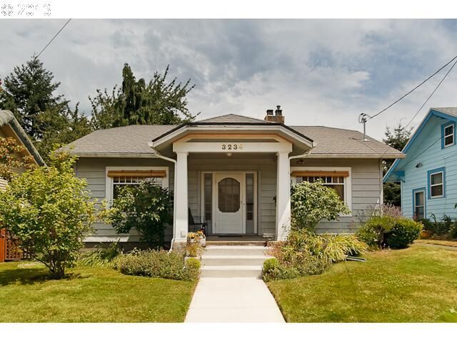 Property Photo:  3234 NE 50th Ave  OR 97213 