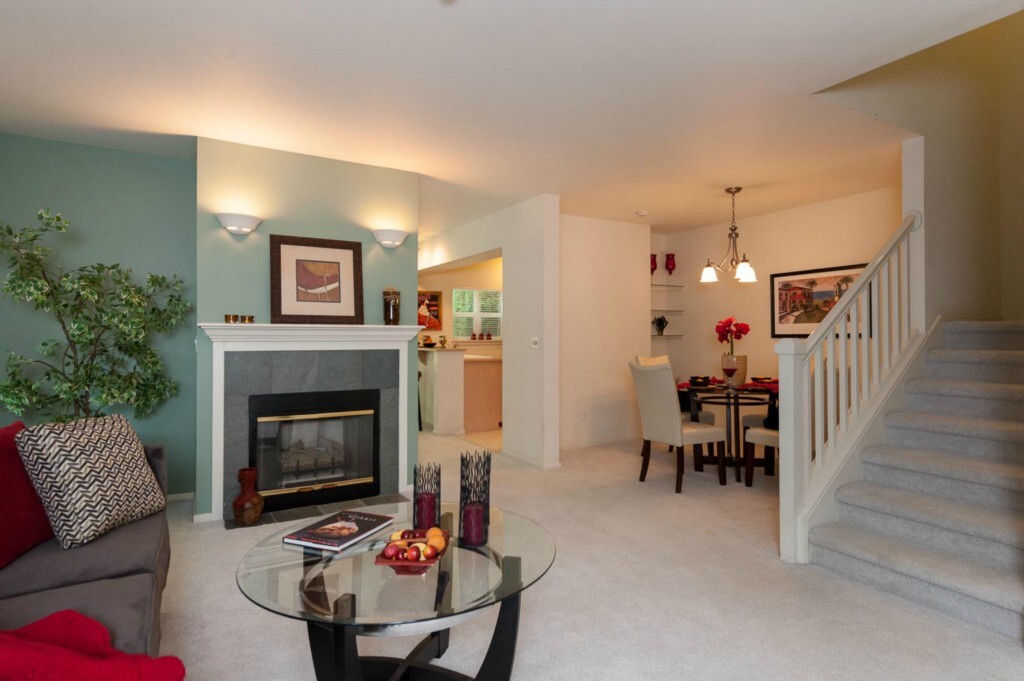 Property Photo: 15866 NE 93rd Way WA 98052