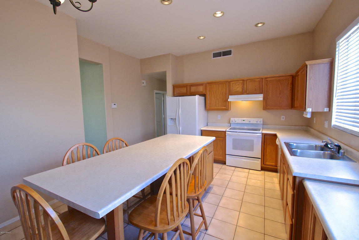 Property Photo:  703 S Longmore Street  AZ 85224 