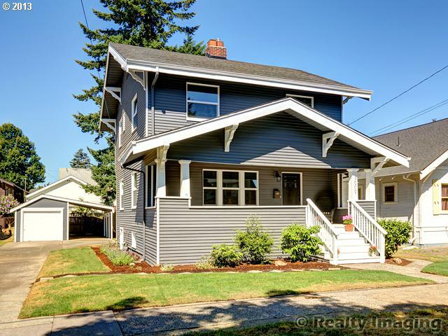 Property Photo:  3009 NE 65th Ave  OR 97213 