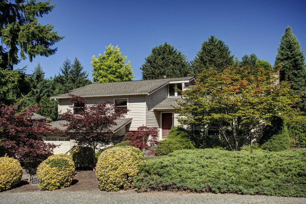 Property Photo:  6550 80th Ave SE  WA 98040 