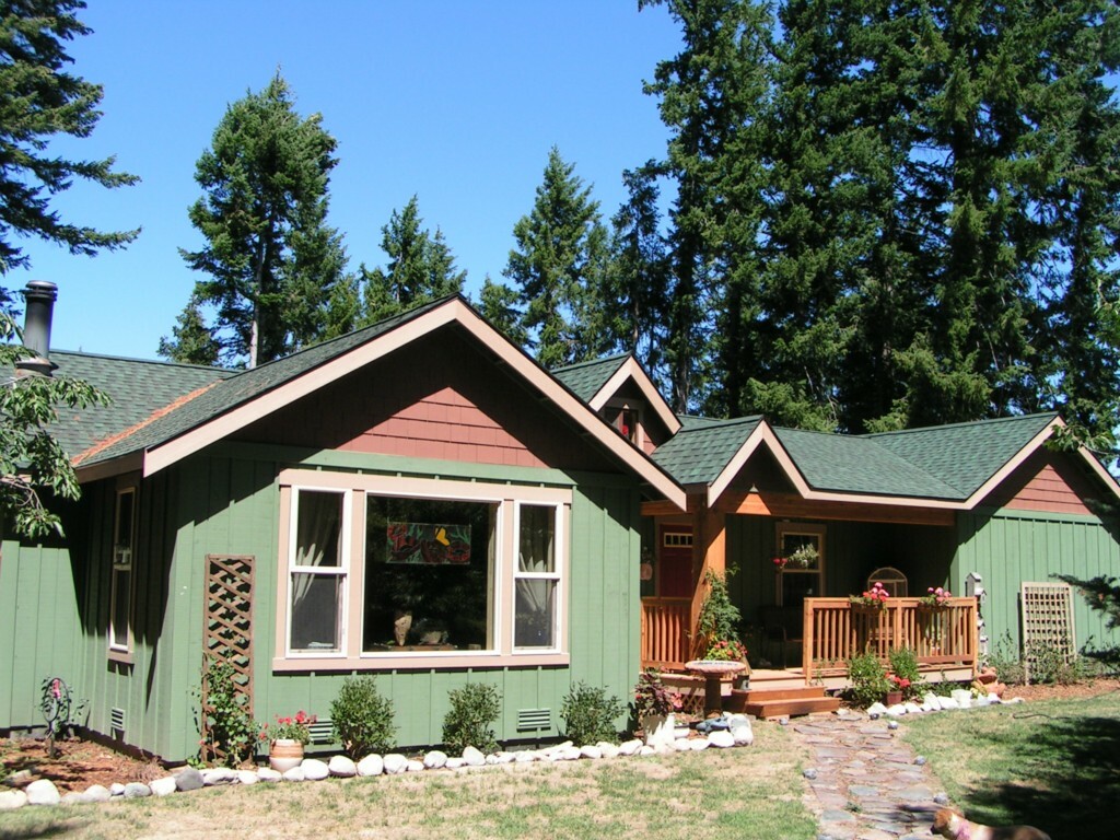 Property Photo: 91 Blue Grouse Lane WA 98922