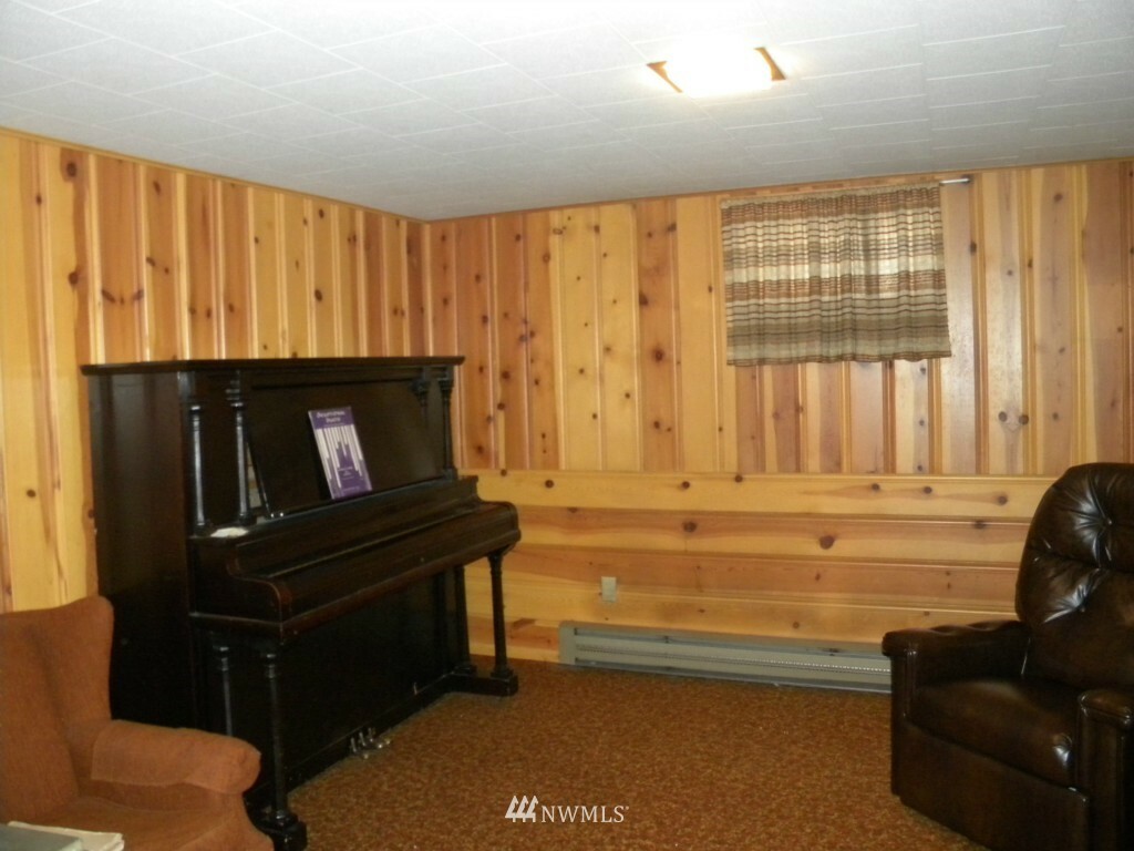 Property Photo: 207 Cedar Street WA 98815