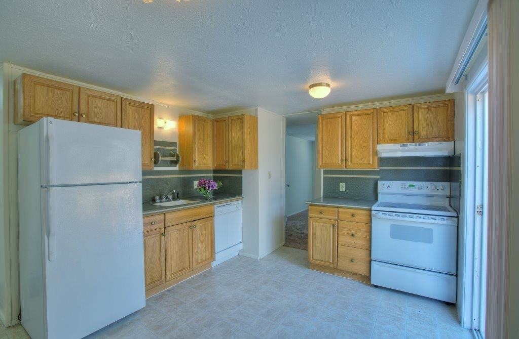 Property Photo: 33411 26th Ave SW WA 98023
