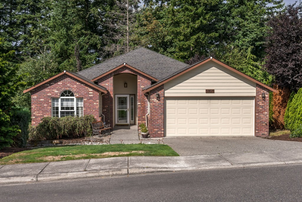 Property Photo:  2327 S 15th St  WA 98274 