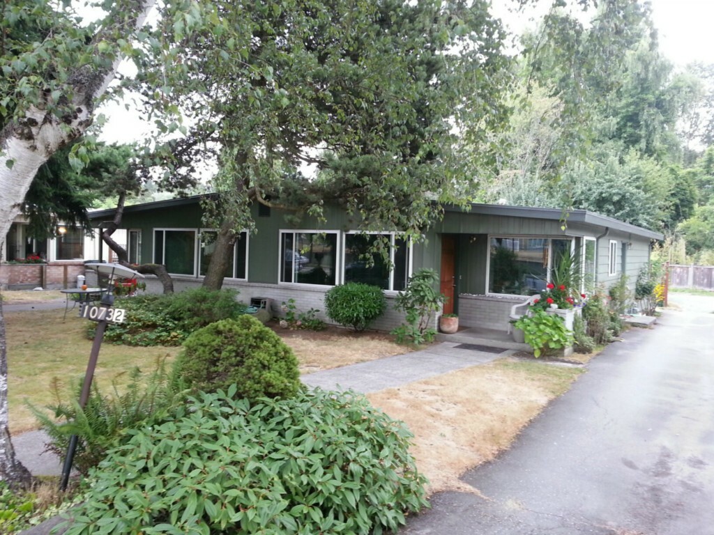 Property Photo: 10732 35th Ave NE WA 98125
