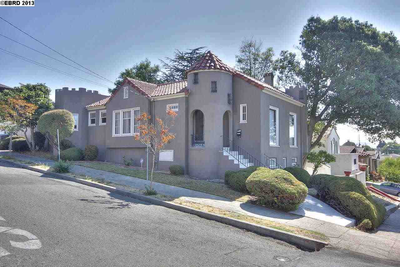 Property Photo:  4800 Brookdale Ave  CA 94619-2511 