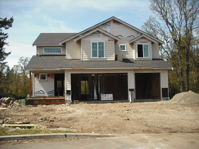 Property Photo:  106 Oak Ct SE  WA 98576 