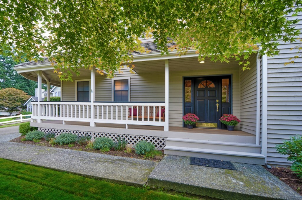 Property Photo:  6213 NE 152nd St  WA 98028 