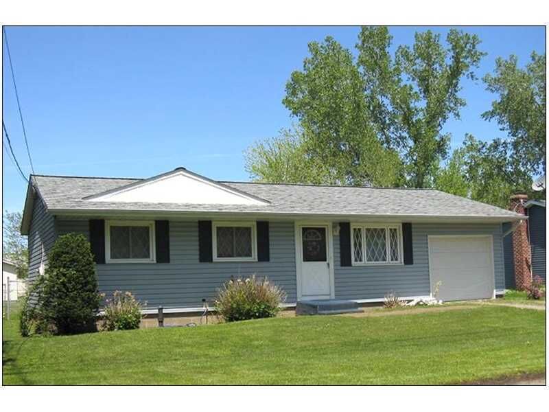 Property Photo: 2716 E 30th Street PA 16510