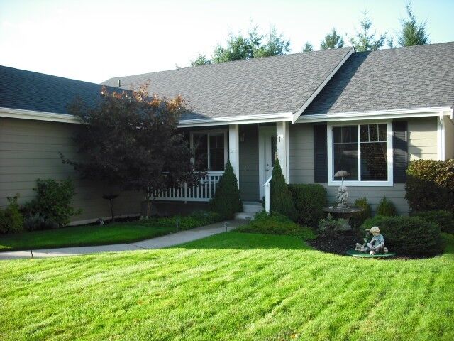 Property Photo: 15814 104th Ave SE WA 98597