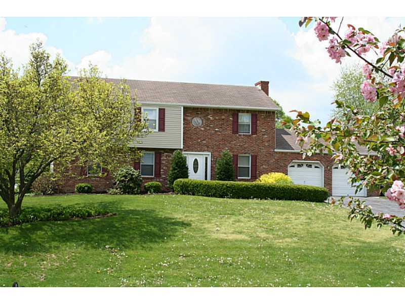 Property Photo:  29 Sewickley Hills Dr  PA 15143 