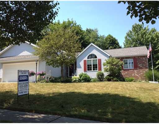 Property Photo: 4830 Shellbark Court PA 16506