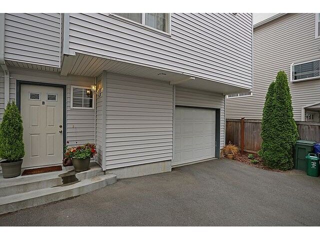 Property Photo: 532 N 103rd St B WA 98133