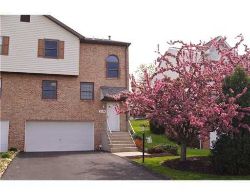 Property Photo:  2570 Hawthorne Drive  PA 15071 