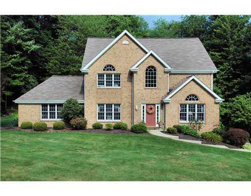 Property Photo: 4033 Rosemonte Drive PA 15101