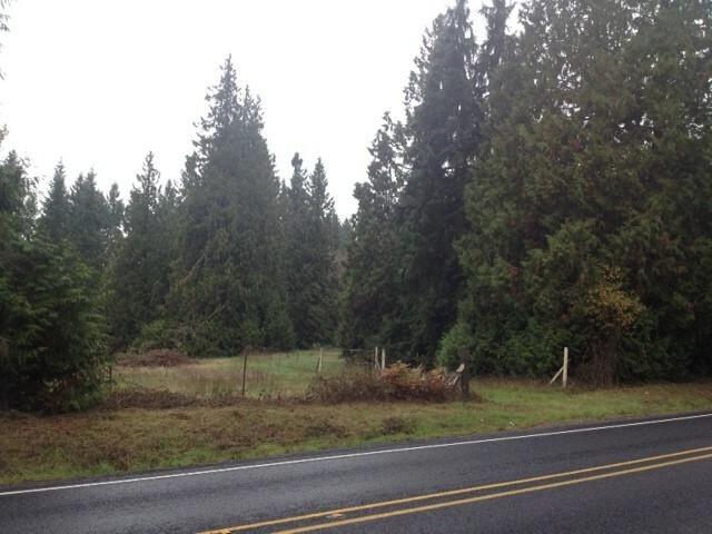 Property Photo:  11203  Kapowsin Highway E  WA 98338 