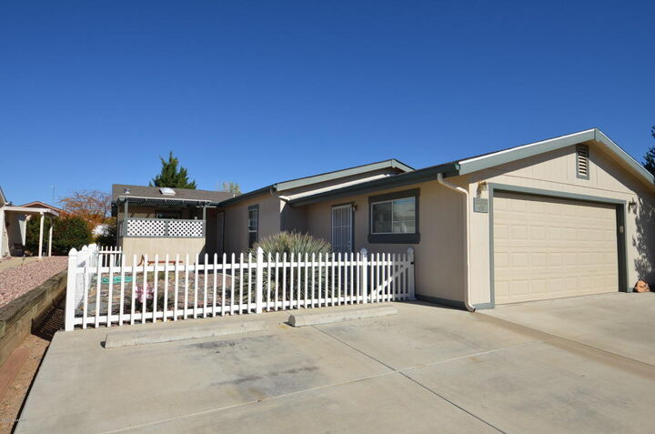 12200 E Stonehenge Way 450  Dewey-Humboldt AZ 86327 photo