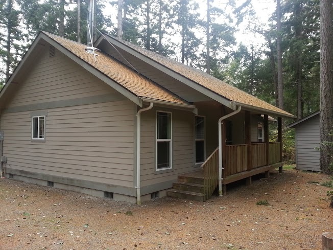 Property Photo:  10716 105th St Ct  WA 98303 