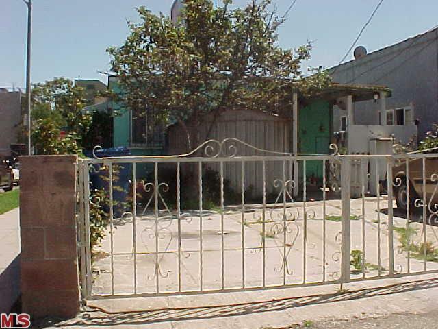 Property Photo:  533 Rose Ave  CA 90291 