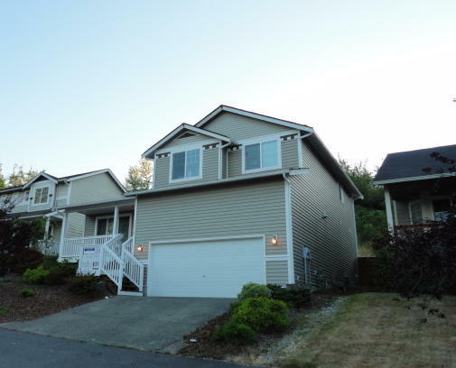 Property Photo: 14910 Woodland Ave E WA 98375