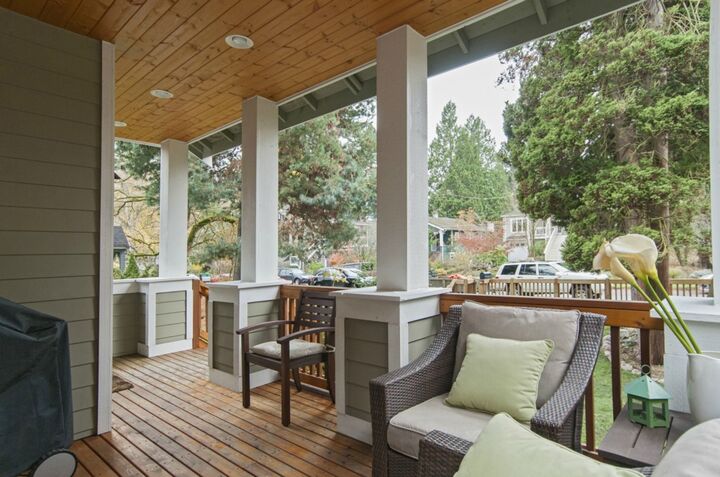 Property Photo:  6842 21st Ave NE  WA 98115 