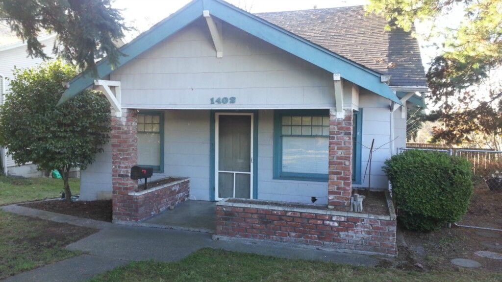 Property Photo: 1402 S Mason Ave WA 98405