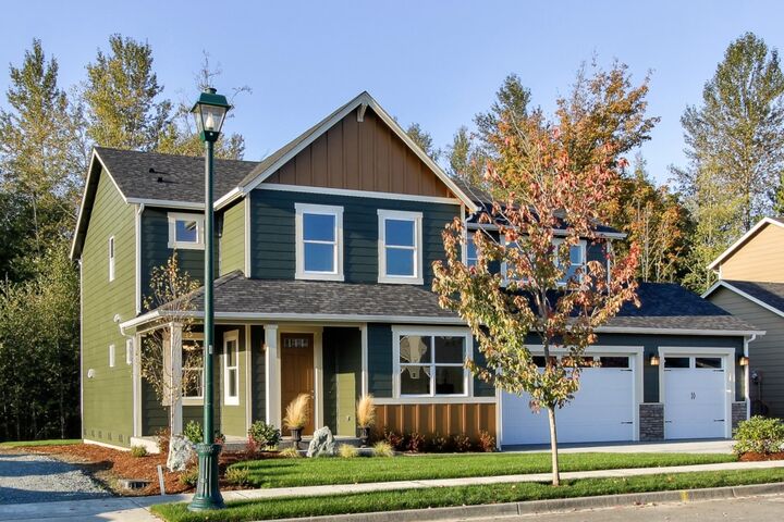 Property Photo: 4706 Mount Baker Lp WA 98273