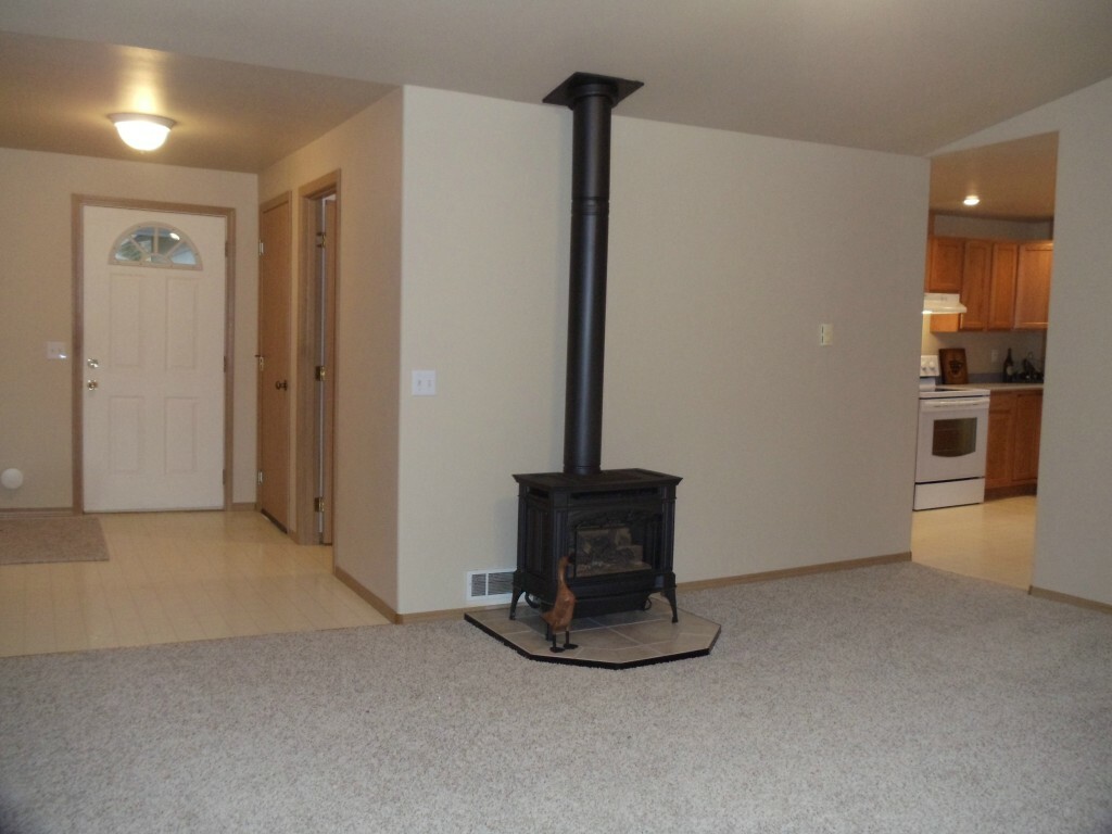 Property Photo: 933 James Wy WA 98282
