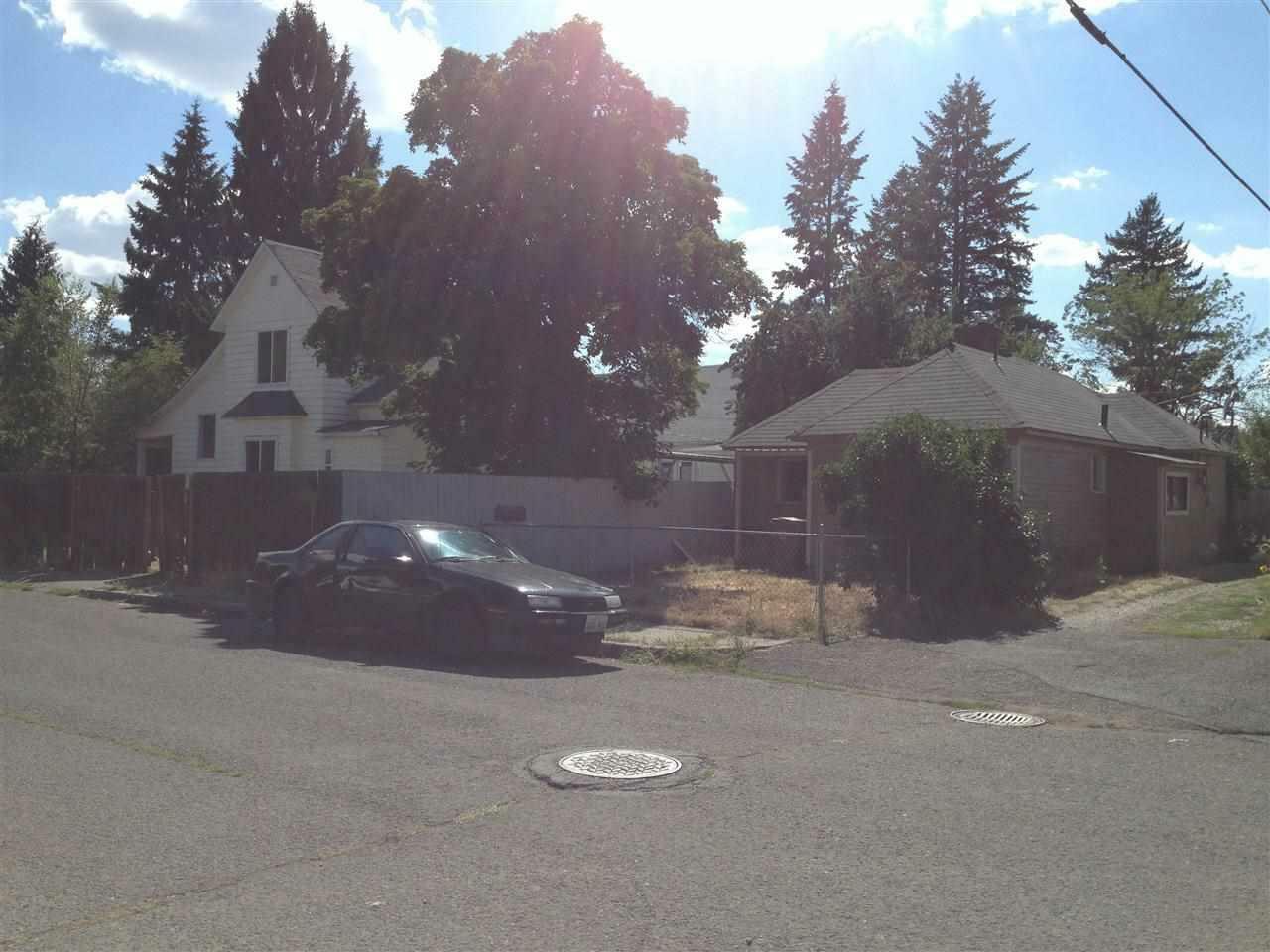 Property Photo:  1804 W Indiana Ave 1911 N. Oak  WA 99205 