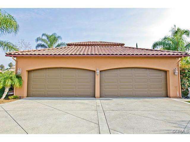 Property Photo:  2684 Vista De Victoria  CA 92506 