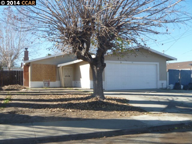 Property Photo:  45 Lakeview Dr  CA 94565 