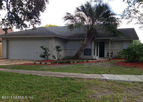 Property Photo: 11677 Tyndel Creek Drive FL 32223