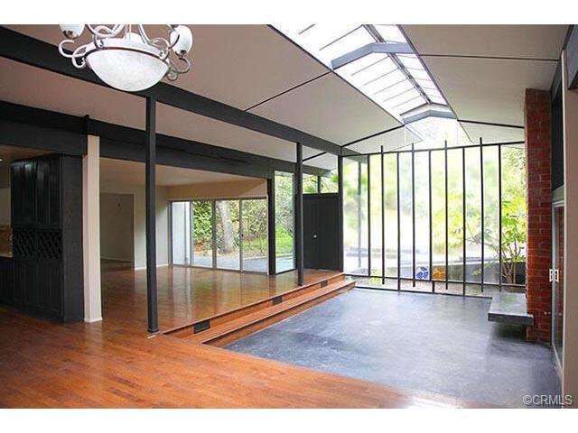 Property Photo:  4126 Encinas Drive  CA 91011 