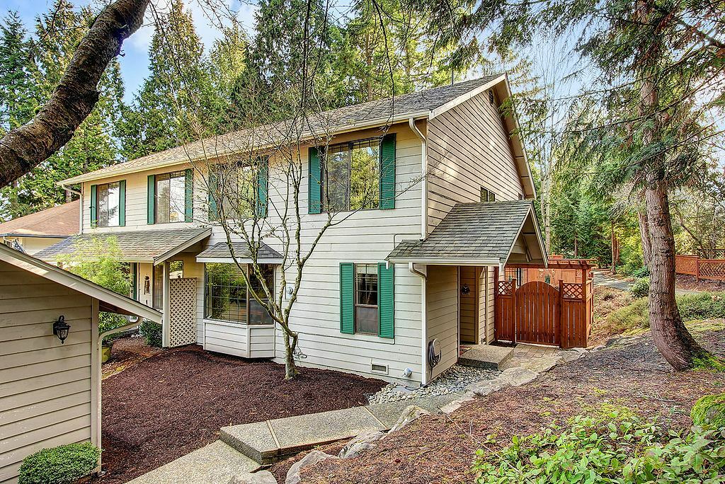 Property Photo:  13713 NE 87th St  WA 98052 