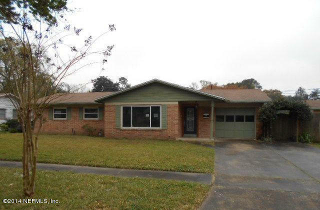 Property Photo: 5110 Robert Scott Drive W FL 32207