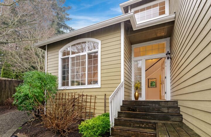 Property Photo:  13112 NE 70th Drive  WA 98033 