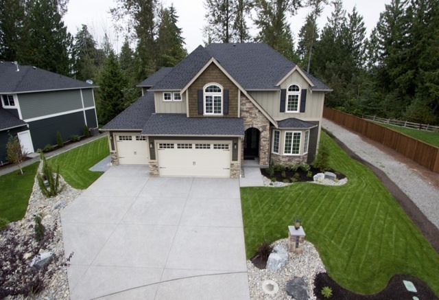 Property Photo:  6028 213th Av Ct E  WA 98391 