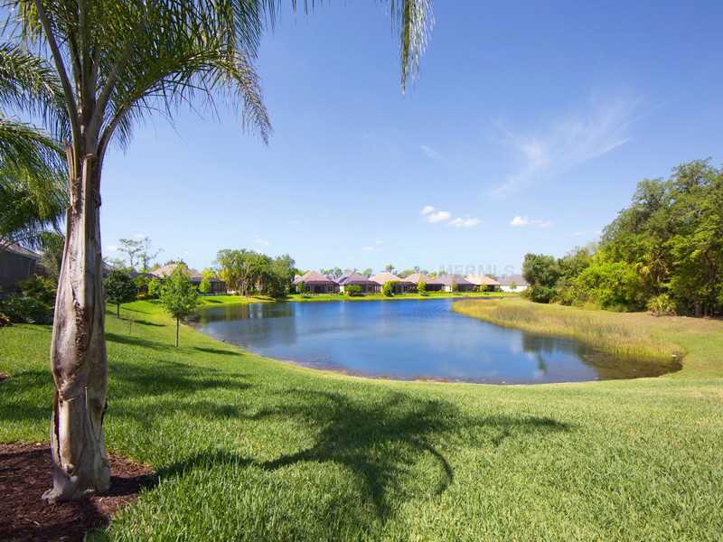 Property Photo: 12141 Thornhill Court FL 34202