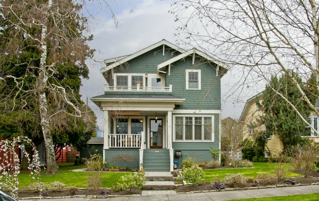 Property Photo:  1522 45th Ave SW  WA 98116 