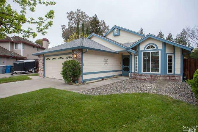 Property Photo:  124 Raven Court  CA 95687 