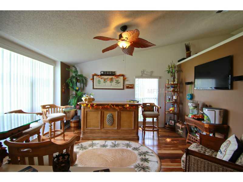 Property Photo:  4214 Oakberry Drive  FL 32817 