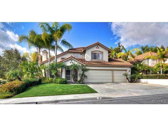 Property Photo: 15 La Flauta CA 92688