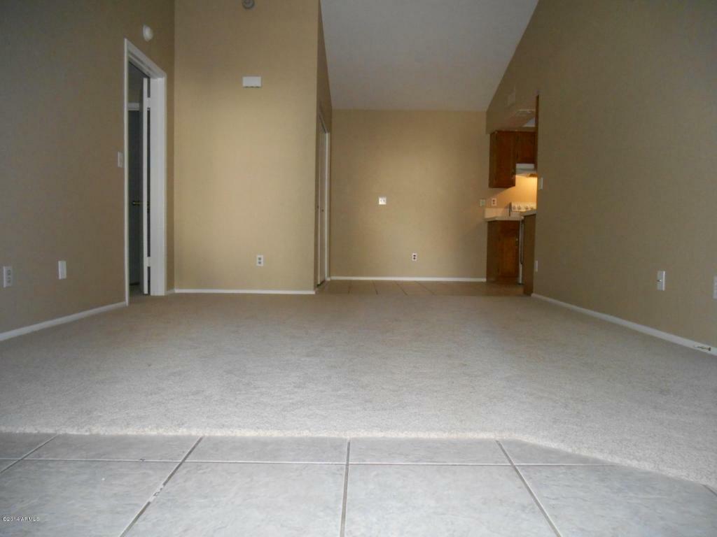 Property Photo:  5136 E Evergreen Street 1087  AZ 85205 