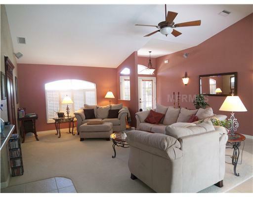 Property Photo:  