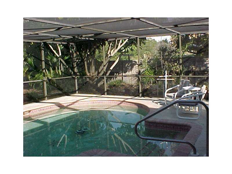 Property Photo: 117 46th Street NW FL 34209
