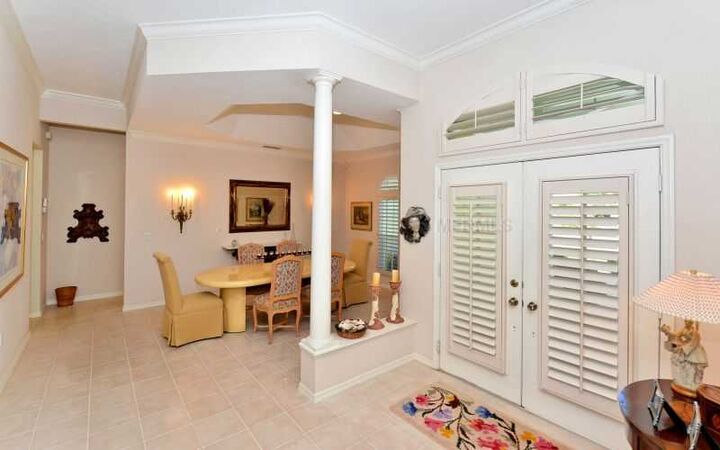 Property Photo:  7563 Links Court  FL 34243 